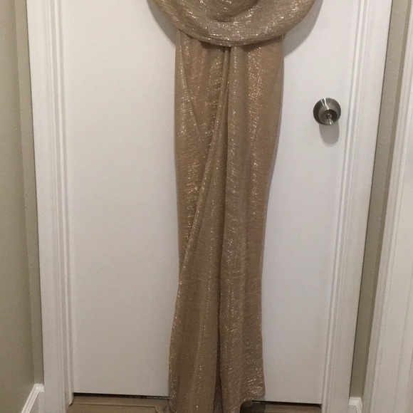 NWT Betsy & Adam Metallic Cape Gown Gold/Silver Size 6 - Picture 7 of 16